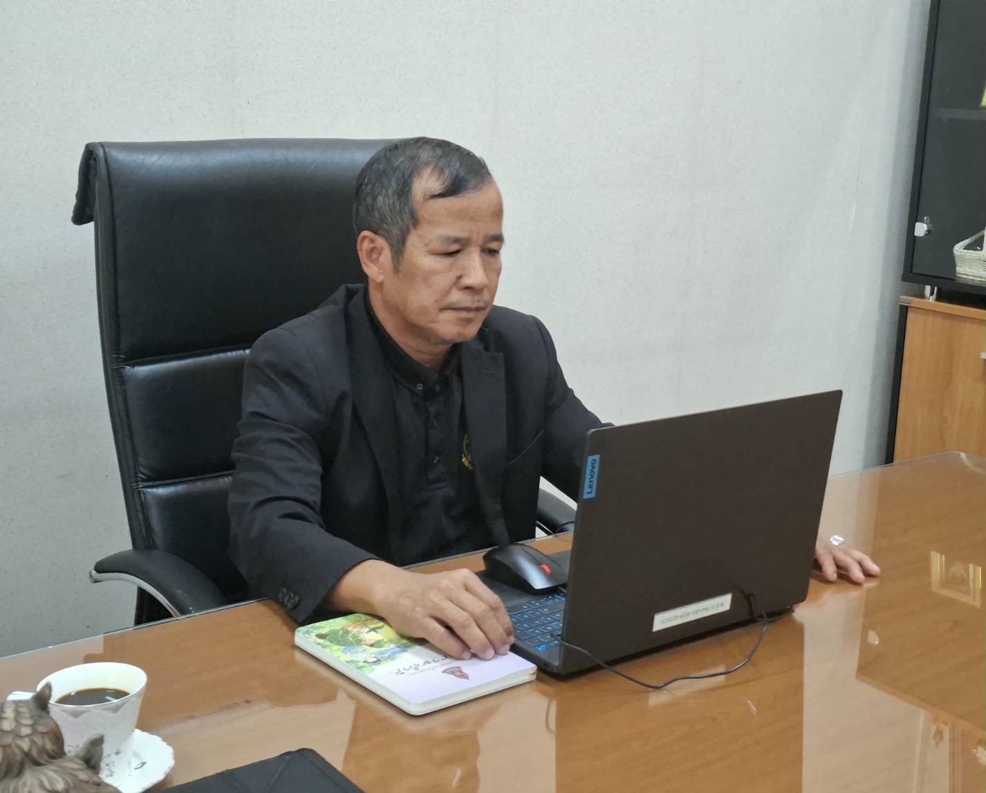 title - ผู้ตรวจราชการ ส.ป.ก. เข้าร่วมการประชุมตรวจติดตามการดำเนินงานตามแผนการตรวจราชการ ของผู้ตรวจราชการกระทรวงเกษตรและสหกรณ์ ประจำปีงบประมาณ พ.ศ. 2569 รอบที่ 1 ในเขตตรวจราชการที่ 9 จังหวัดจันทบุรี